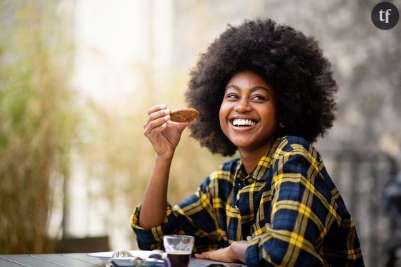 Autre astuce, aussi bien physique que psychologique : se remettre peu à peu aux bonnes habitudes de la rentrée après l'énorme relâchement des vacances. Ce qui n'implique pas forcément de se soumettre au culte du régime. Mais d'en revenir, au temps des dernières terrasses, à un train de vie plus mesuré. 
