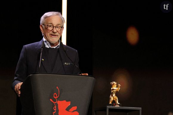 Steven Spielberg et son épouse ne sont les seuls à s'être montrés généreux. Toujours selon Deadline, d'autres grands noms du cinéma et des médias américains auraient aussi fait des dons d'argent à la Fondation SAG-AFTRA. Parmi eux :