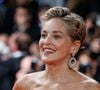 C'est au micro du podcast "Let's Talk Off Camera", que Sharon Stone a libéré la parole.
