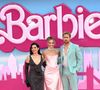 "C'est complètement dingue. Ce film parle plus du monde virtuel que du monde réel"
London, UNITED KINGDOM - Cast and celebrities attend the European Premiere of Barbie at Cineworld Leicester Square in London Pictured: America Ferrera, Margot Robbie and Ryan Gosling