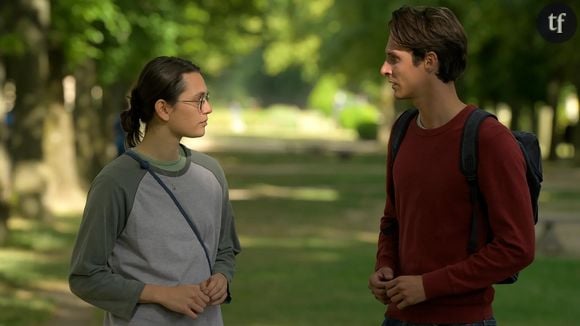 Ses deux jeunes comédiens, pleins de spontanéité, pourraient repartir de la cérémonie des César avec les statuettes de la Meilleure révélation féminine (pour Ella Rumpf donc) et Masculine (pour Julien Frison, également vu dans Les trois mousquetaires). Et ce ne serait pas démérité. On vous explique pourquoi.