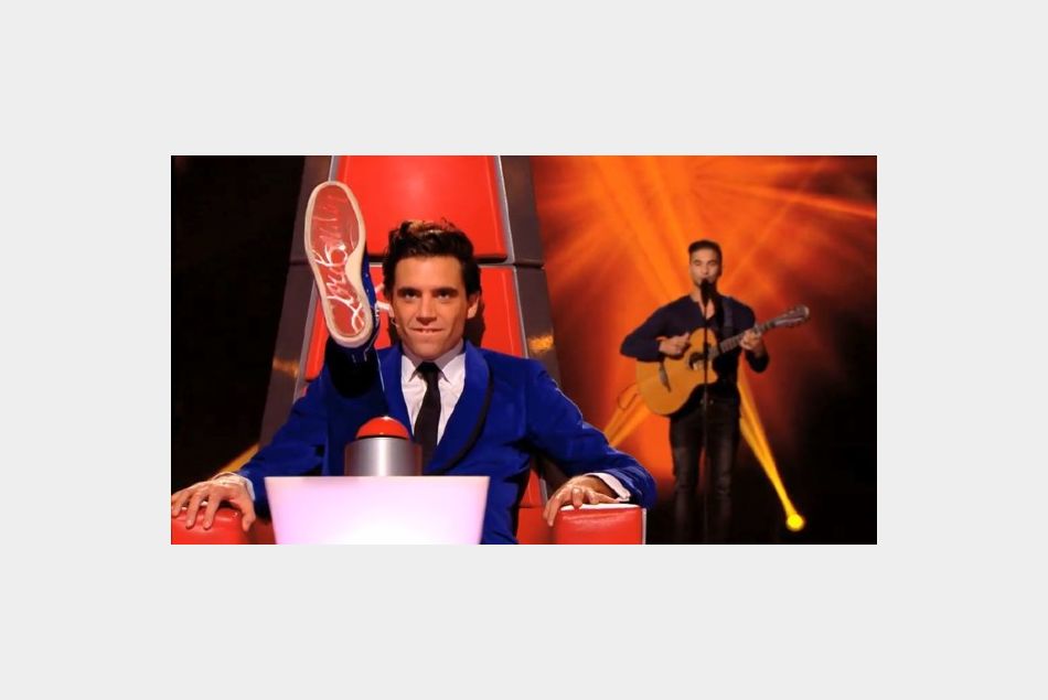 The Voice : Mika fait vivement débat dans Touche pas à mon Poste ! (VIDEO)