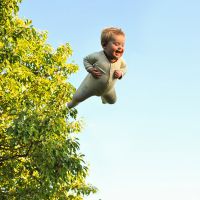 Ce papa fait voler son fils trisomique dans une série de photos absolument magiques