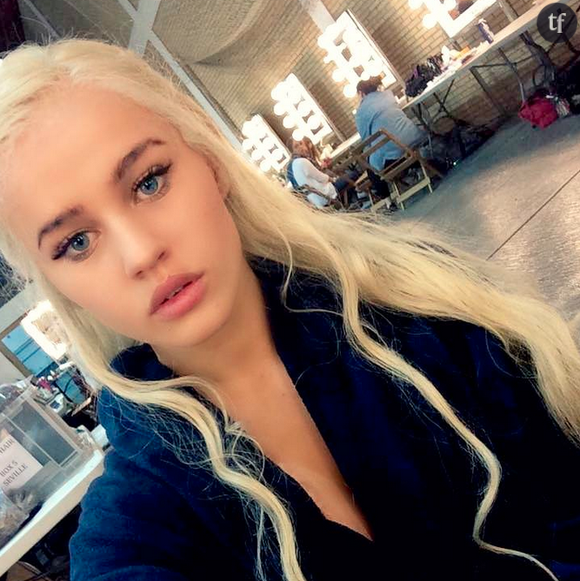 Rosie Mac dans son costume de Daenerys Targaryen.