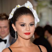 Selena Gomez : sa styliste de maillot de bain riposte sur les critiques sur son poids