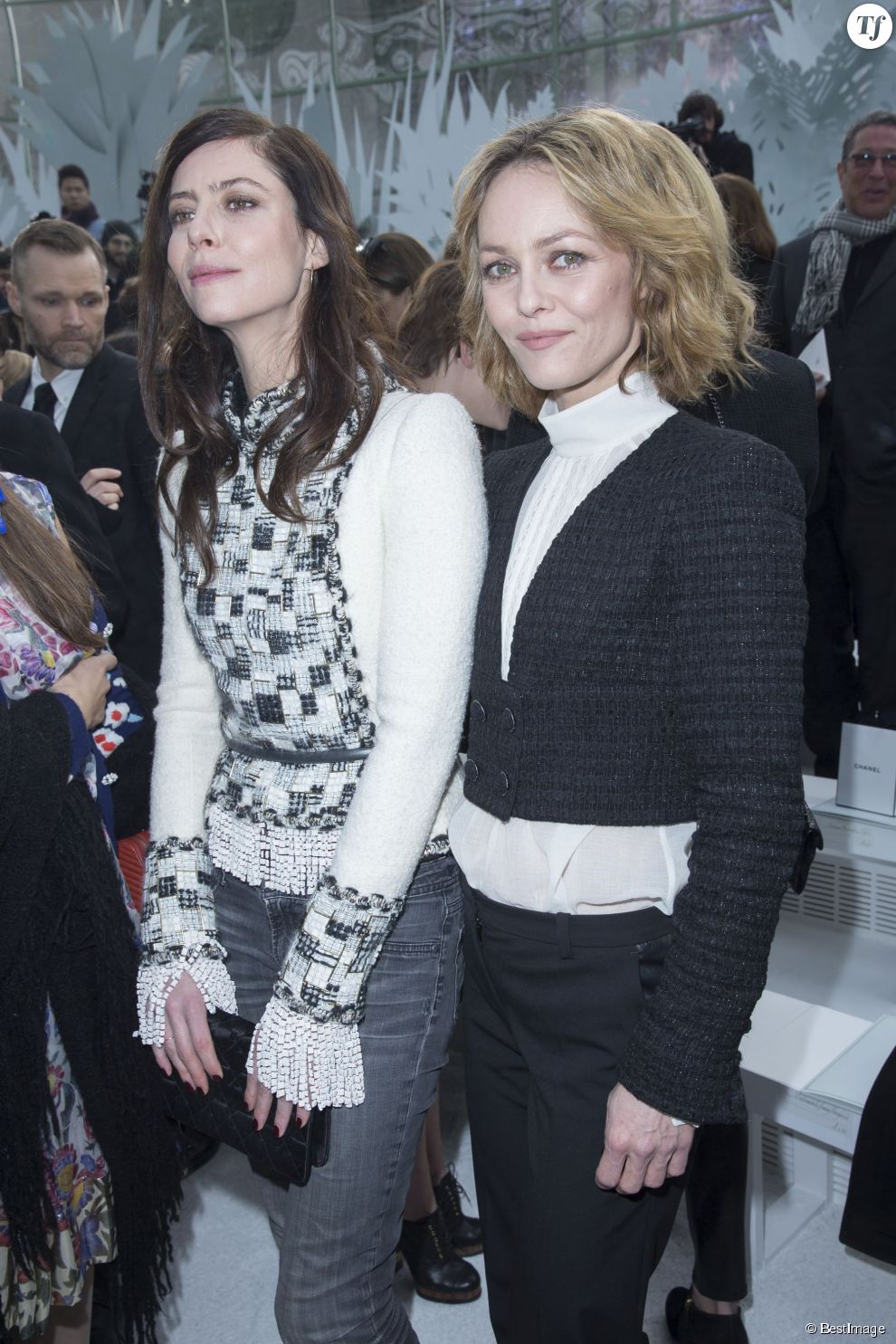 Anna Mouglalis et Vanessa Paradis au Grand Palais le 27 janvier 2015