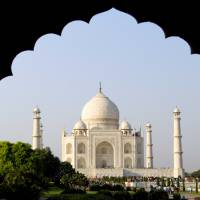 Un couple indien interdit de mariage organise son suicide au Taj Majal