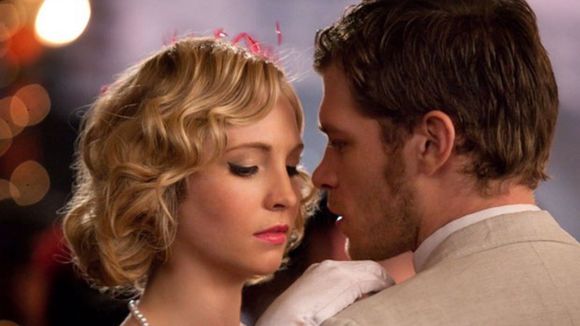 The Vampire Diaries saison 7 : reste-t-il un espoir pour Caroline et Klaus ?