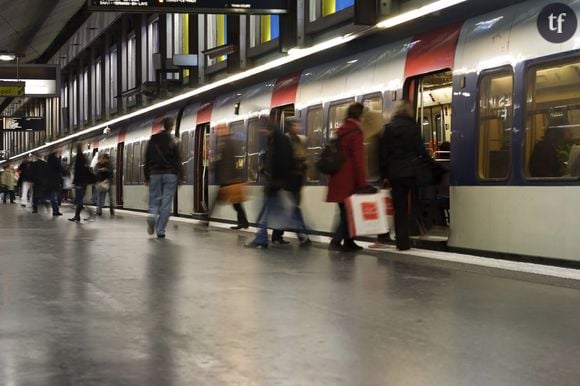 Le harcèlement dans les transports parisiens vus de l'étranger, c'est pas joli-joli