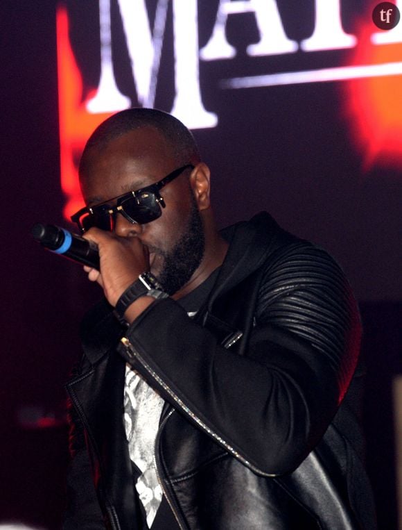 Maître Gims en concert à guichet fermé (vente-privee.com) au Théâtre de Paris, le 1er juin 2015. 