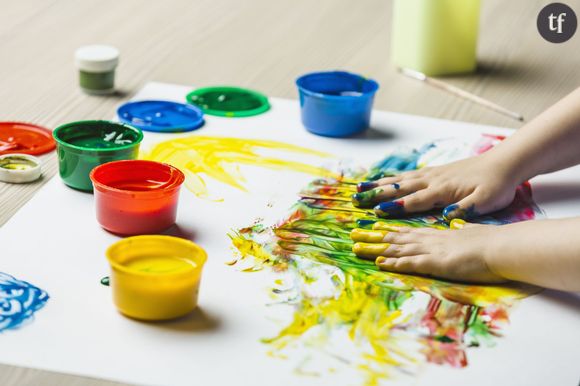 De la peinture qui n'empêche pas de se mettre les mains dans la bouche