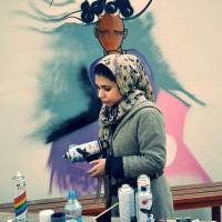 Cette street-artiste afghane utilise le graffiti pour pulvériser les normes