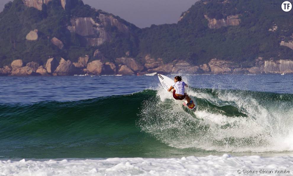 La surfeuse brésilienne   Silvana Lima  