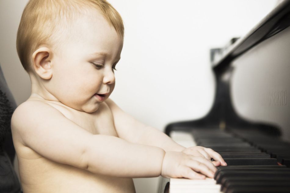 Faire écouter la musique de Mozart aux bébés les rend-t-il plus intelligents ?