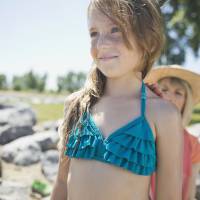 Ne dites surtout pas à une petite fille quel maillot de bain lui irait