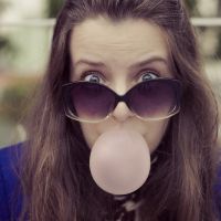 Pourquoi vous devriez arrêter de mâcher du chewing-gum