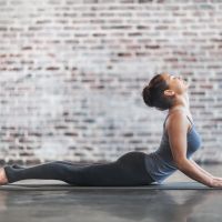 Ces postures de yoga vont vous aider à surmonter une rupture amoureuse