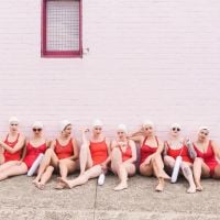 Une équipe de natation synchronisée crée un ballet sur les règles