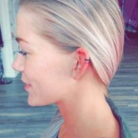 Helix tattoo : la tendance tatouage d'oreille qui fait le buzz sur Instagram