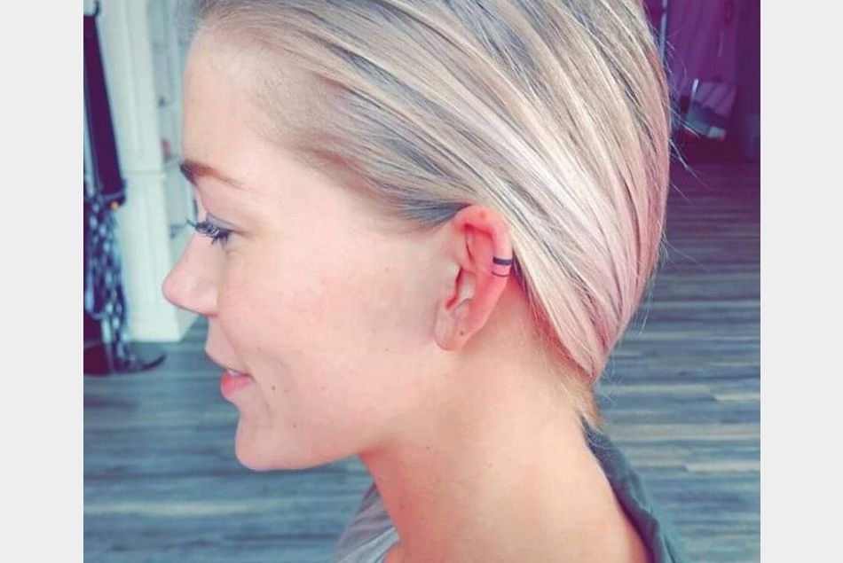 Helix tattoo : la tendance tatouage d'oreille qui fait le buzz sur Instagram