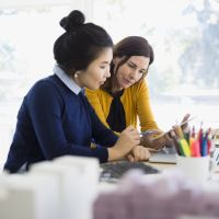 Votre voisin de bureau booste-t-il votre productivité ?