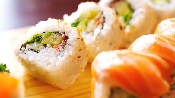 Voilà pourquoi manger des sushis peut s'avérer dangereux