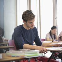 Bac techno 2017 : sujets et corrigés de l'épreuve de LV1 (anglais, allemand, espagnol, italien)