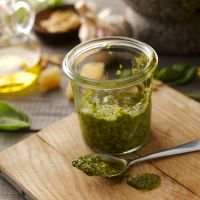 5 façons créatives d'utiliser le pesto (ailleurs que dans les pâtes)