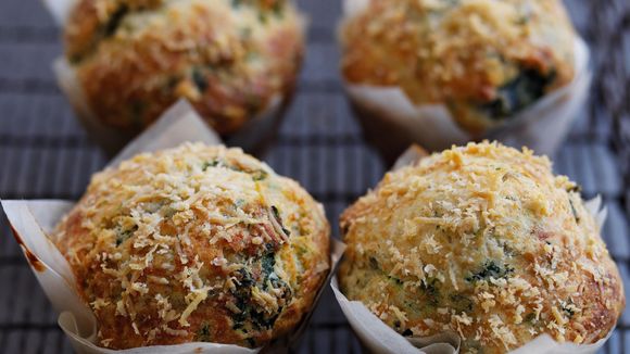 La recette des muffins aux épinards et parmesan