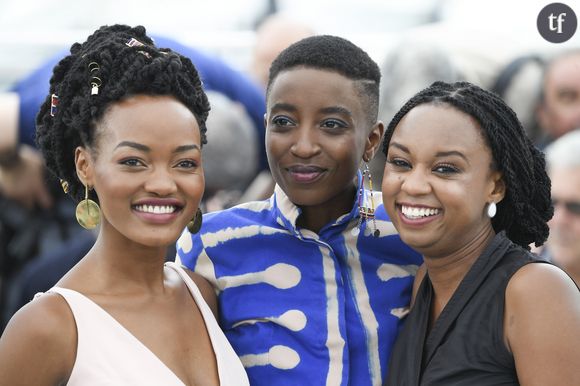 Les actrices Sheila Munyiva, Samantha Mugatsia et la réalisatrice Wanuri Kahiu au photocall de Rafiki à Cannes 2018