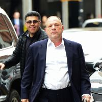 Harvey Weinstein se rend (enfin) à la police : que risque-t-il ?