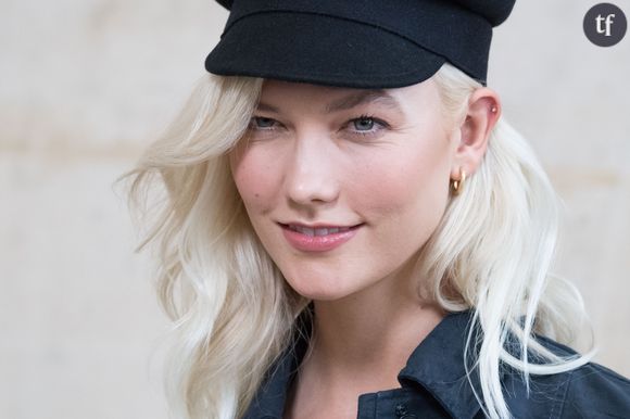 Karlie Kloss et sa coloration blond polaire