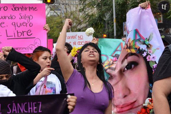 Manifestation des citoyennes mexicaines contre les violences sexistes et sexuelles.