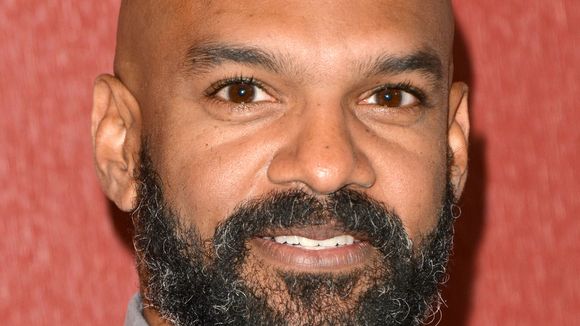 "C'est mon enfant" : l'acteur Khary Payton fier de son fils trans