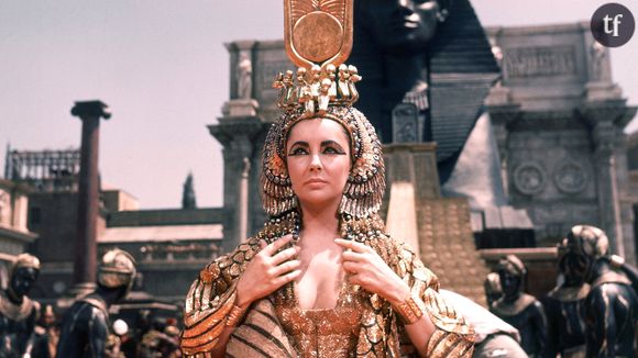 La grande Elizabeth Taylor : royale.