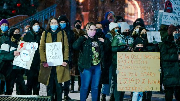 Le gouvernement polonais profite du Covid pour faire passer sa loi anti-avortement