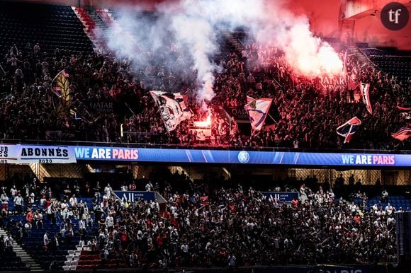 Supporters su Paris Saint-Germain le 23 août 2020 lors du match PSG-Bayern de Munich/photo d'illustration.