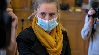 Battue, violée, prostituée par son mari, Valérie Bacot l'a tué : elle risque la perpétuité