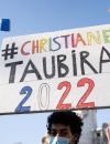  Un panneau "Christiane Taubira 2022" pendant une manifestation contre l'article 24 le 28 novembre 2020 