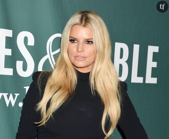 "J'ai fait la paix avec mes peurs" : Jessica Simpson confie s'être sortie de l'alcoolisme