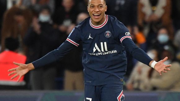 Kylian Mbappé cible d'attaques homophobes... à cause d'un col roulé