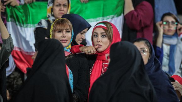 En Iran, 2 000 femmes ont été interdites d'entrer dans un stade de foot