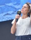 Alessandra Sublet joue la mère de Théo Curin dans "Handigang". Ici à l'Alpe d'Huez, 2022.