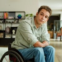 Pourquoi regarder "Handigang", le téléfilm TF1 qui traite (enfin) du handicap