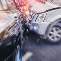 Les accidents de voiture seraient-ils plus dangereux pour les femmes ?