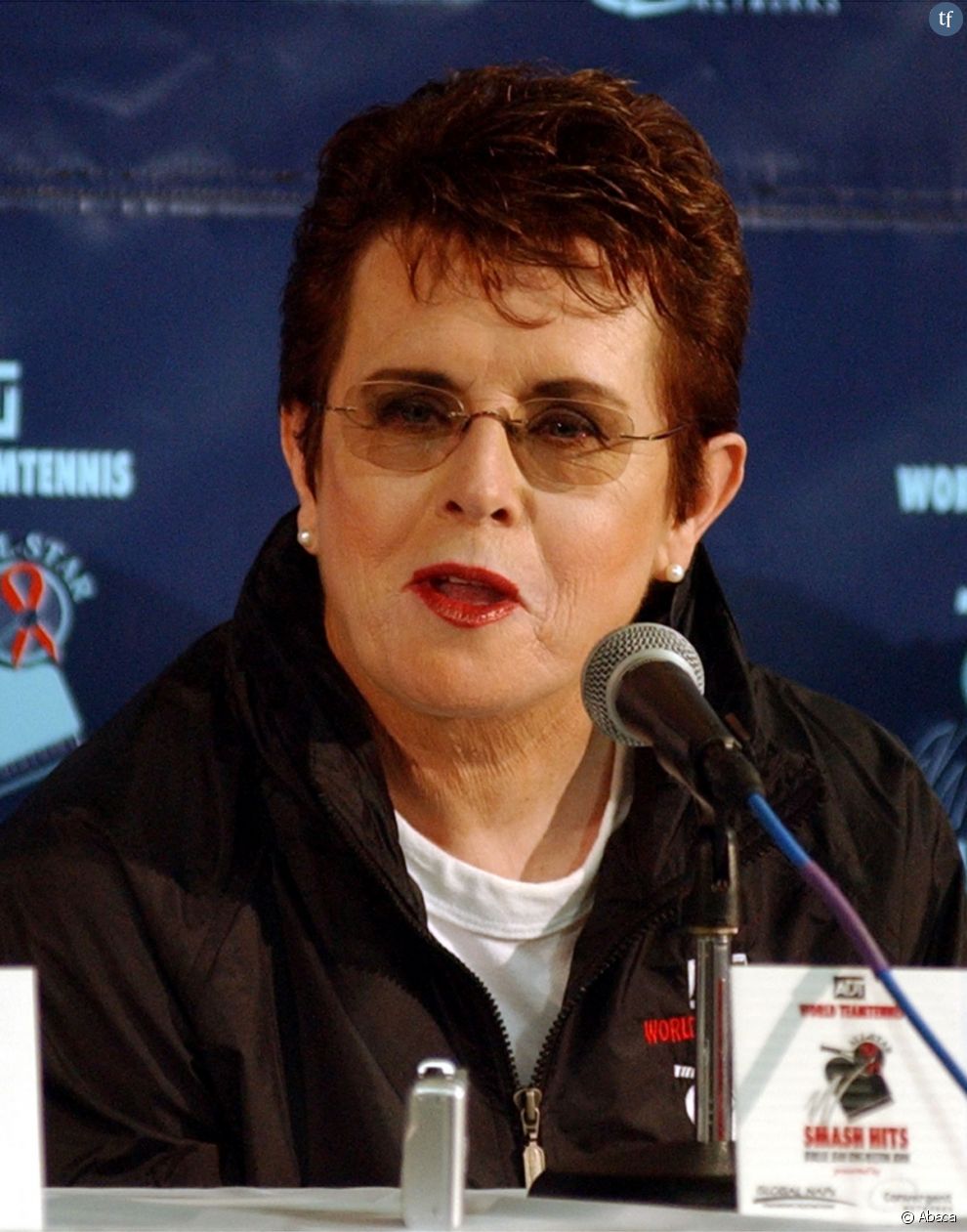  Billie Jean King durant une conférence de presse à la Elton John AIDS Foundation le 25 septembre 2003 