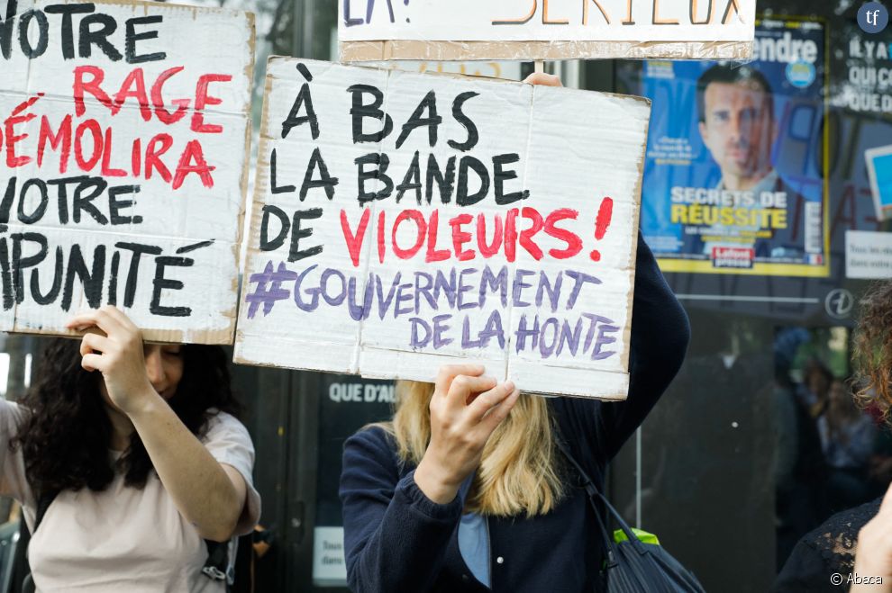  Manifestation féministe de #NousToutes contre les nominations de Gérald Darmanin et Damien Abad le 20 juin 2022 à Paris 