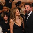   Jennifer Lopez a récemment accolé le nom de famille de   Ben Affleck  , son amour de jeunesse retrouvé, à son propre nom  
     
