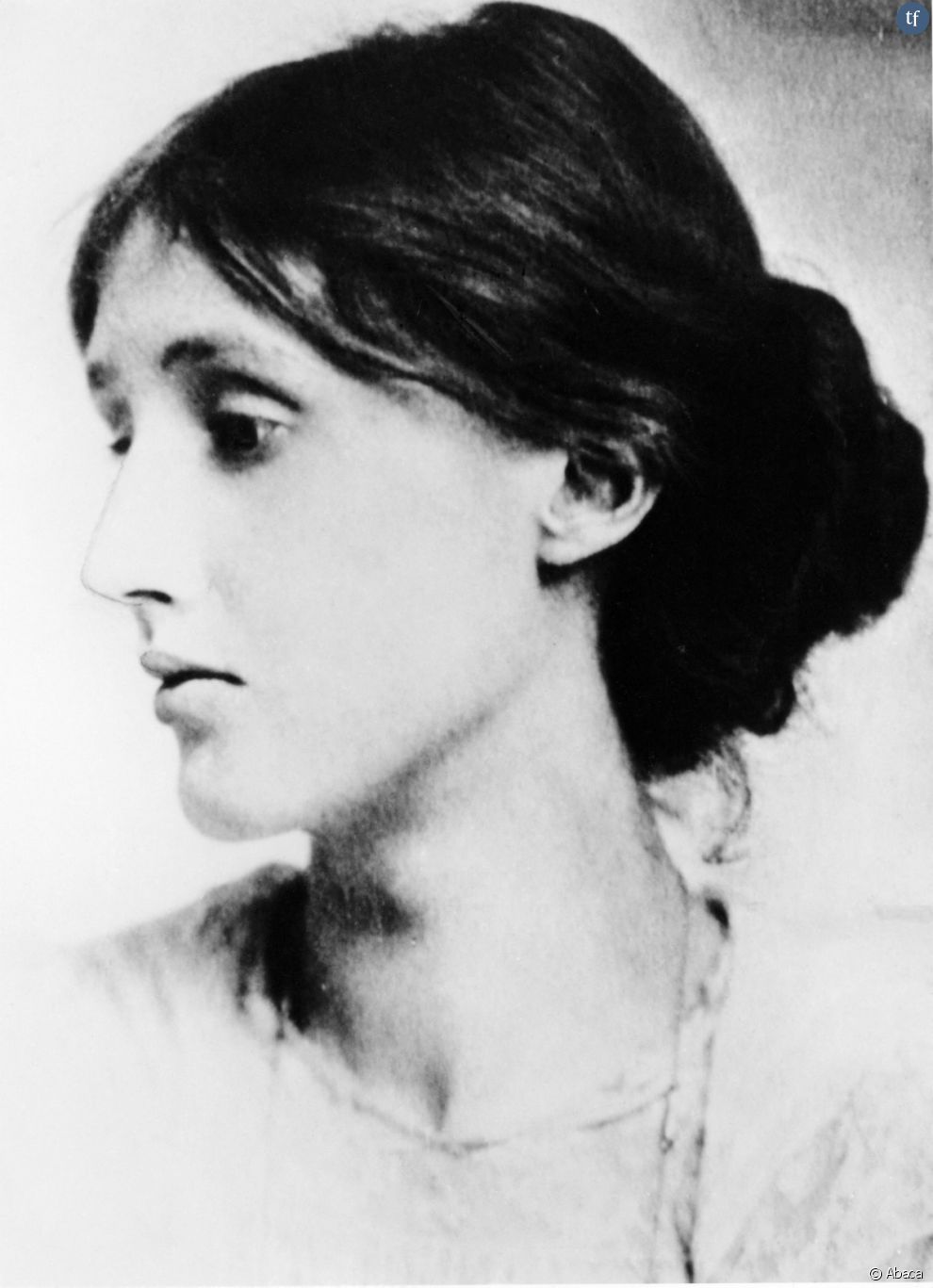 Une sculpture de Virginia Woolf fait sensation à Richmond, en Angleterre