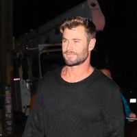 Face à un risque élevé de maladie d'Alzheimer, l'acteur Chris Hemsworth fait une pause